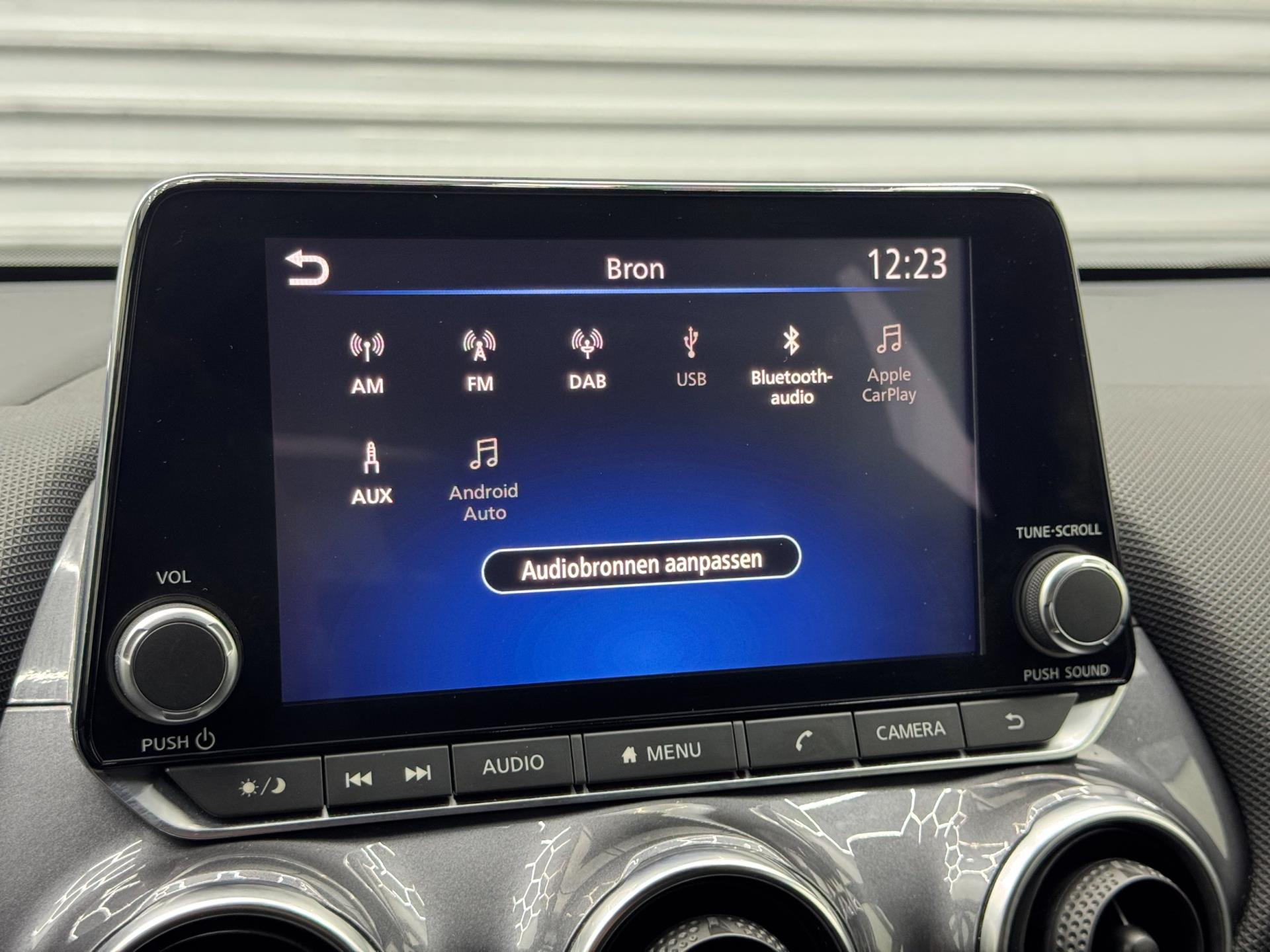 Nissan Juke 1.0 DIG-T Acenta - Camera - Stoelverw. - Cruise - Clima - Carplay 46782744-21.jpg | PD Occasions