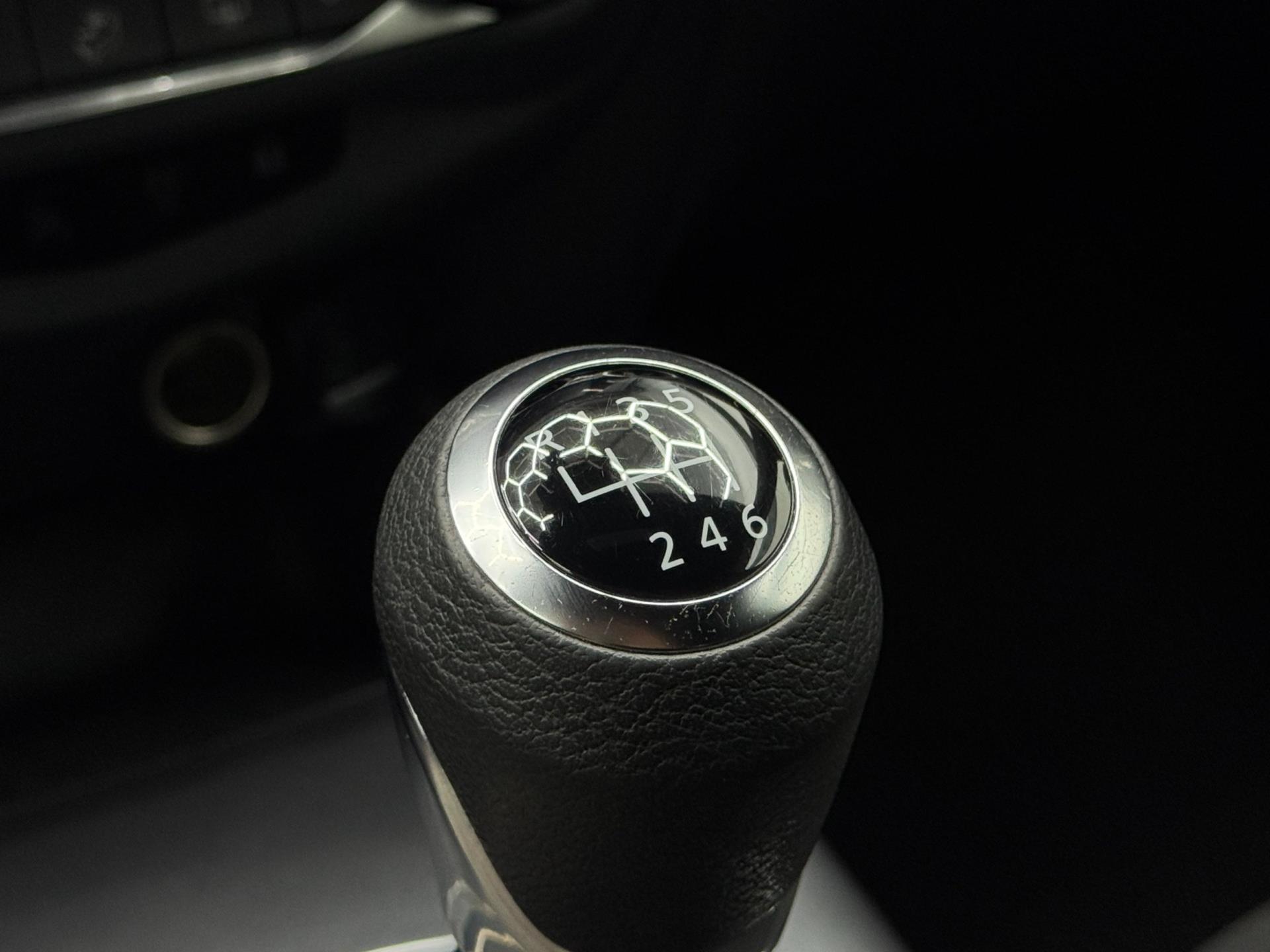 Nissan Juke 1.0 DIG-T Acenta - Camera - Stoelverw. - Cruise - Clima - Carplay 46782744-27.jpg | PD Occasions