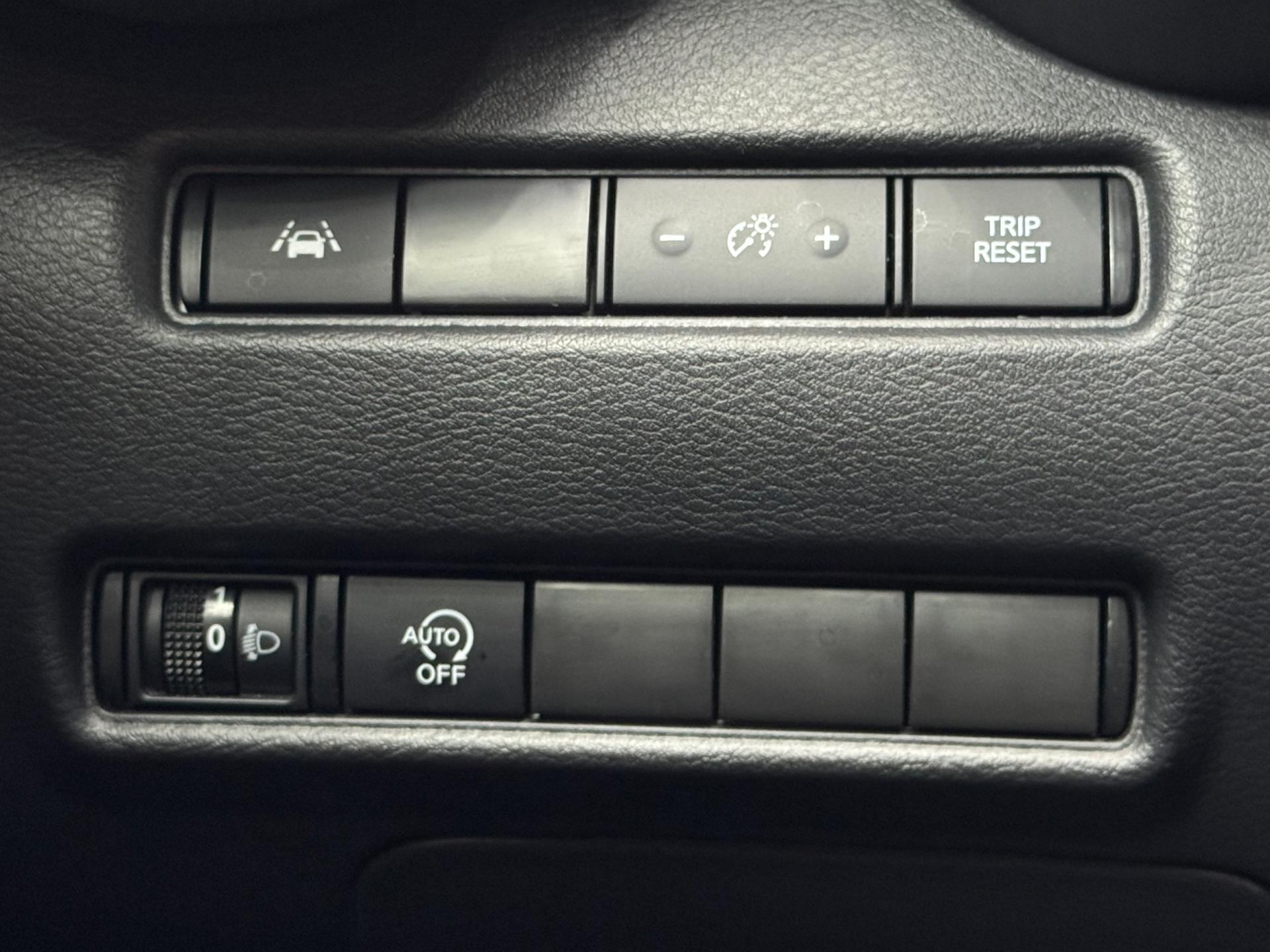 Nissan Juke 1.0 DIG-T Acenta - Camera - Stoelverw. - Cruise - Clima - Carplay 46782744-28.jpg | PD Occasions