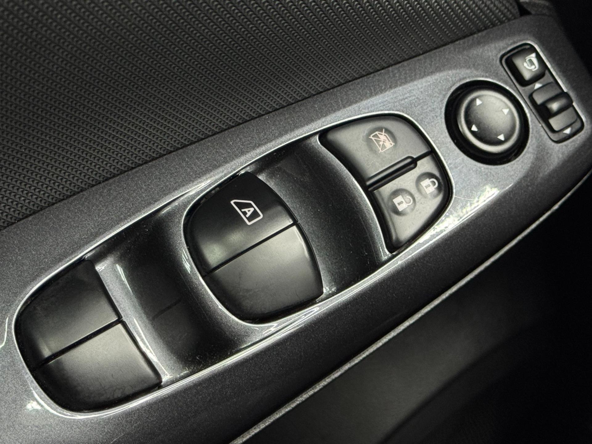 Nissan Juke 1.0 DIG-T Acenta - Camera - Stoelverw. - Cruise - Clima - Carplay 46782744-29.jpg | PD Occasions