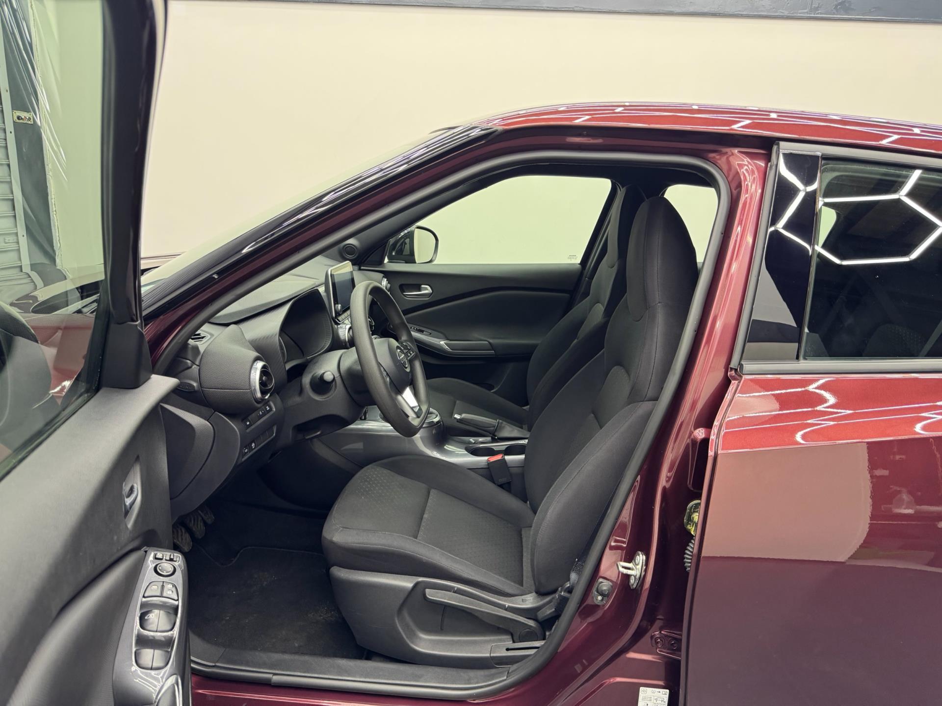 Nissan Juke 1.0 DIG-T Acenta - Camera - Stoelverw. - Cruise - Clima - Carplay 46782744-7.jpg | PD Occasions