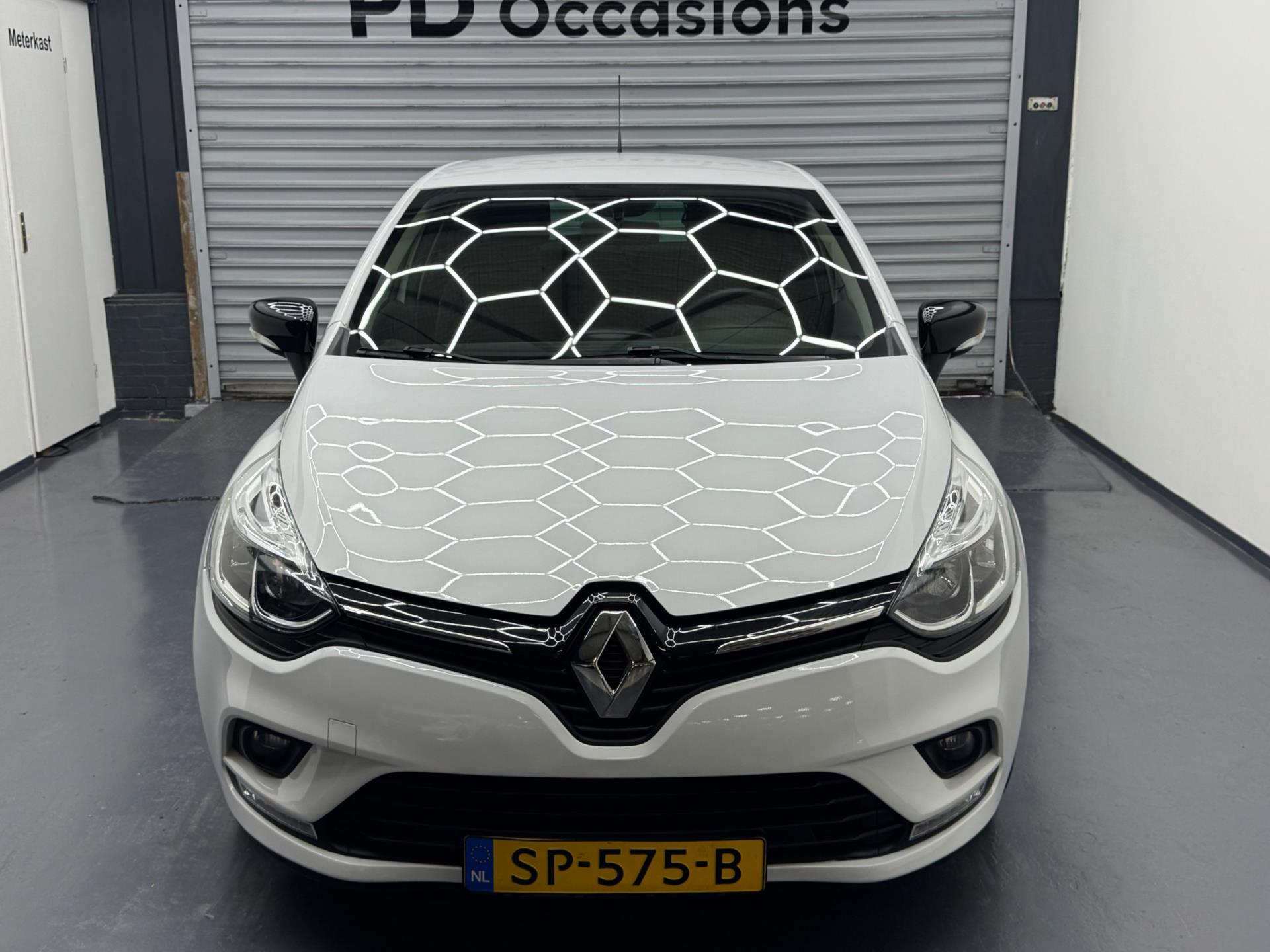 Renault Clio 0.9 TCe Limited - Airco - Parkeersensor - Navi - APK 47407526-1.jpg | PD Occasions