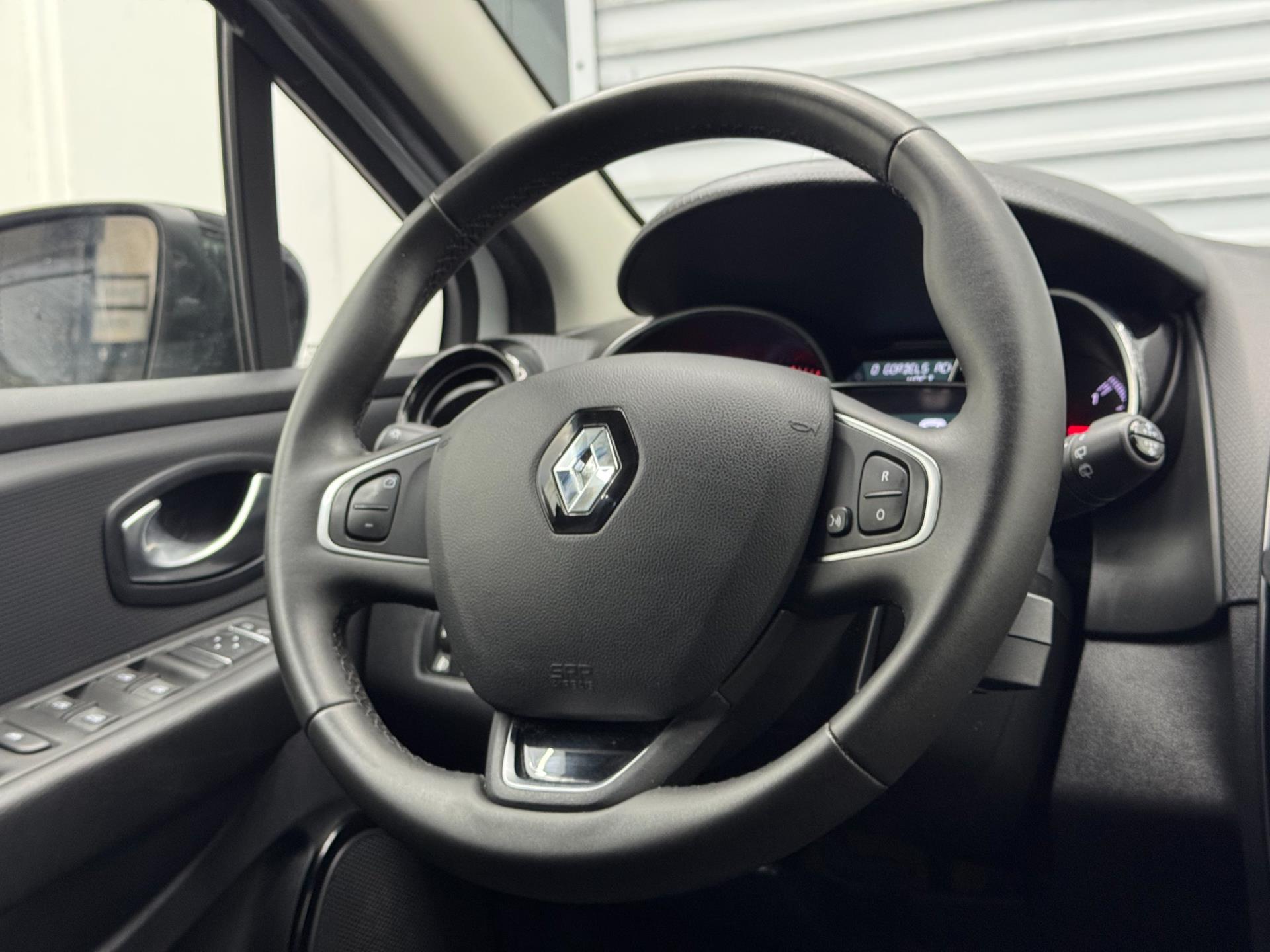 Renault Clio 0.9 TCe Limited - Airco - Parkeersensor - Navi - APK 47407526-14.jpg | PD Occasions