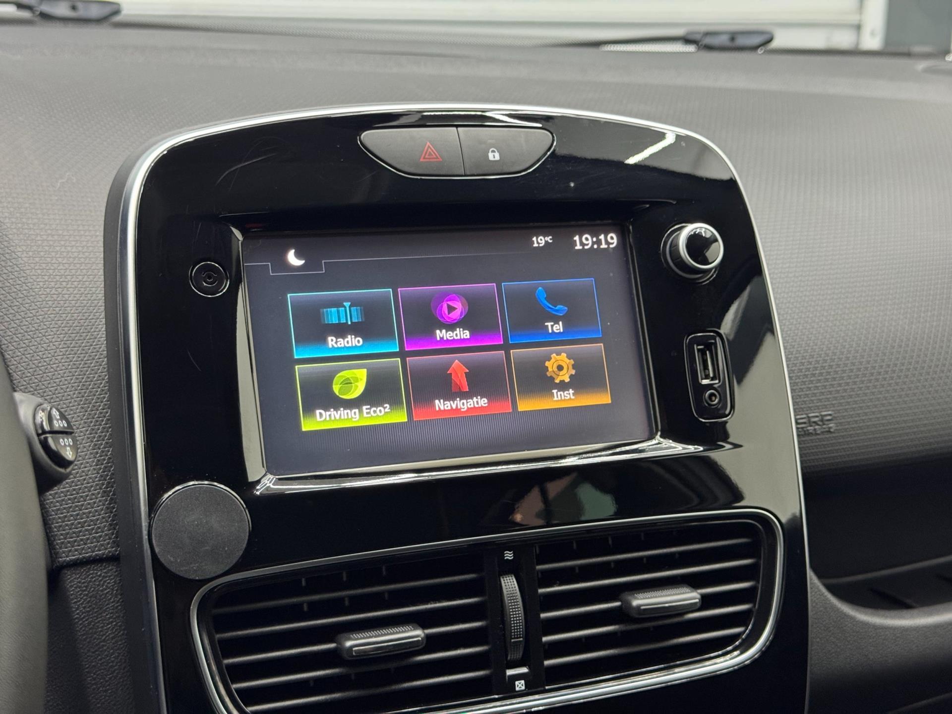 Renault Clio 0.9 TCe Limited - Airco - Parkeersensor - Navi - APK 47407526-19.jpg | PD Occasions