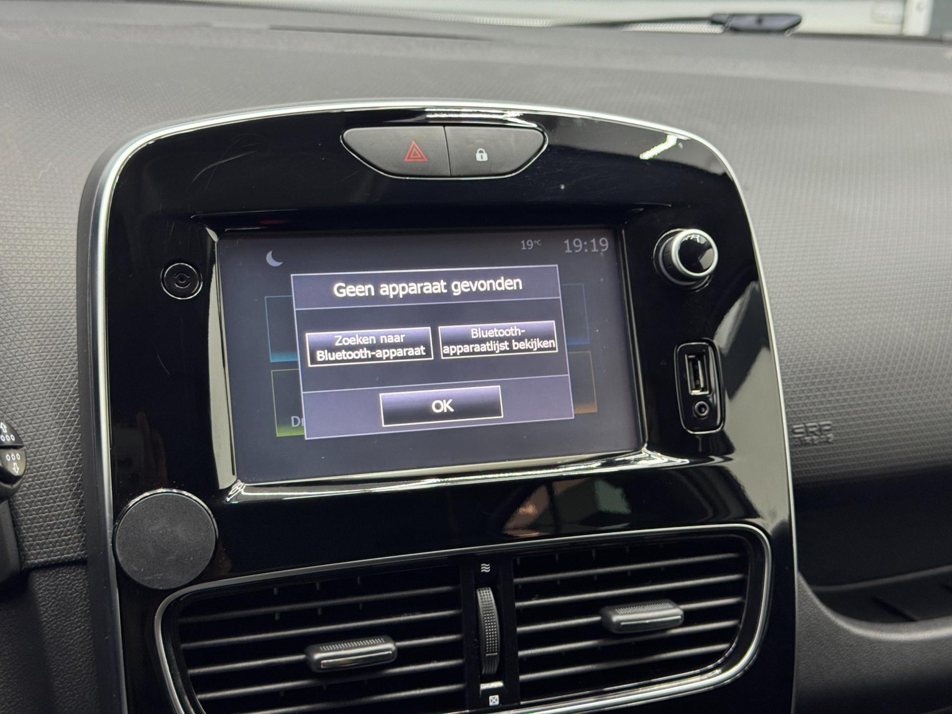 Renault Clio 0.9 TCe Limited - Airco - Parkeersensor - Navi - APK 47407526-22.jpg | PD Occasions