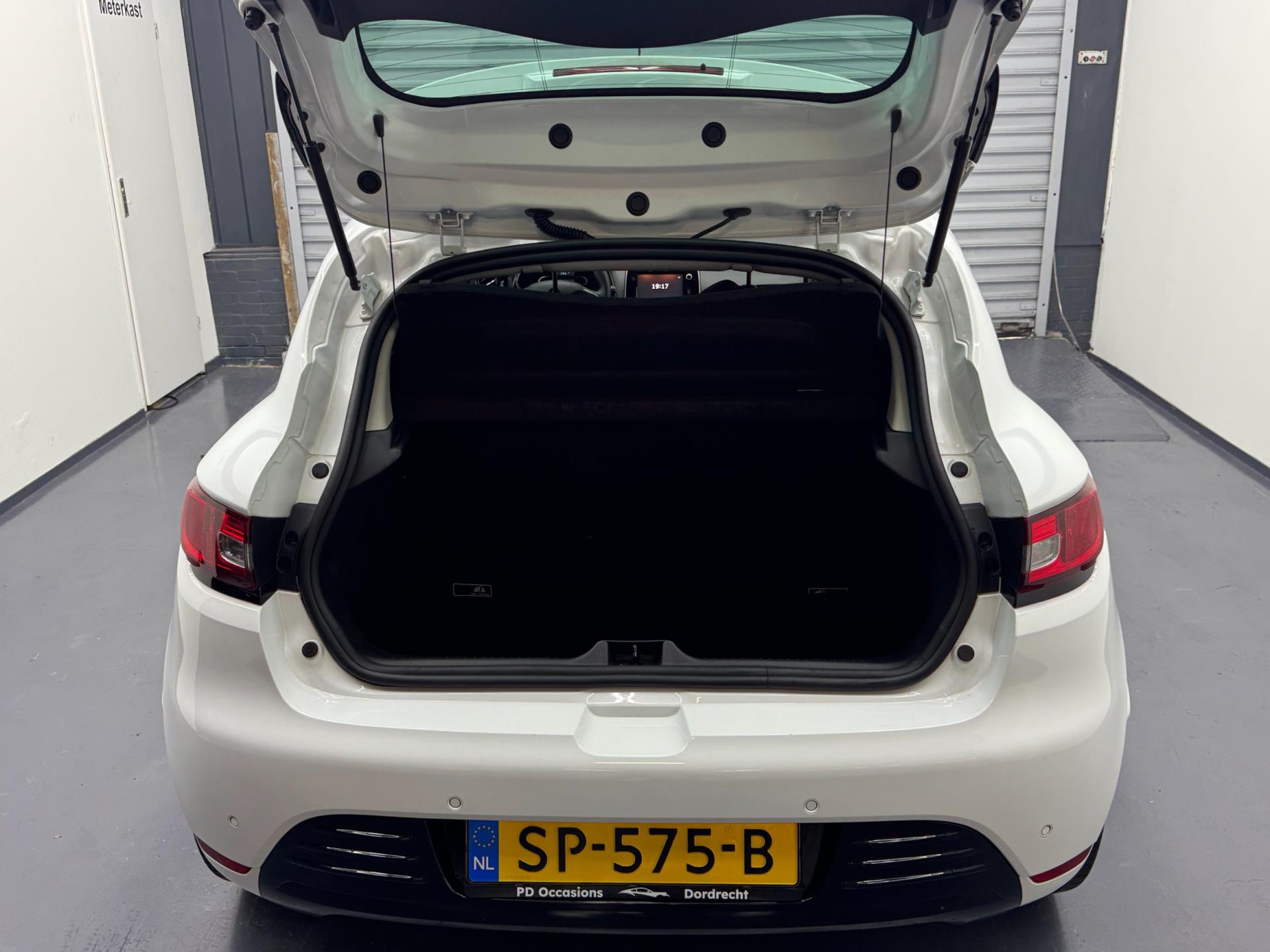 Renault Clio 0.9 TCe Limited - Airco - Parkeersensor - Navi - APK 47407526-5.jpg | PD Occasions