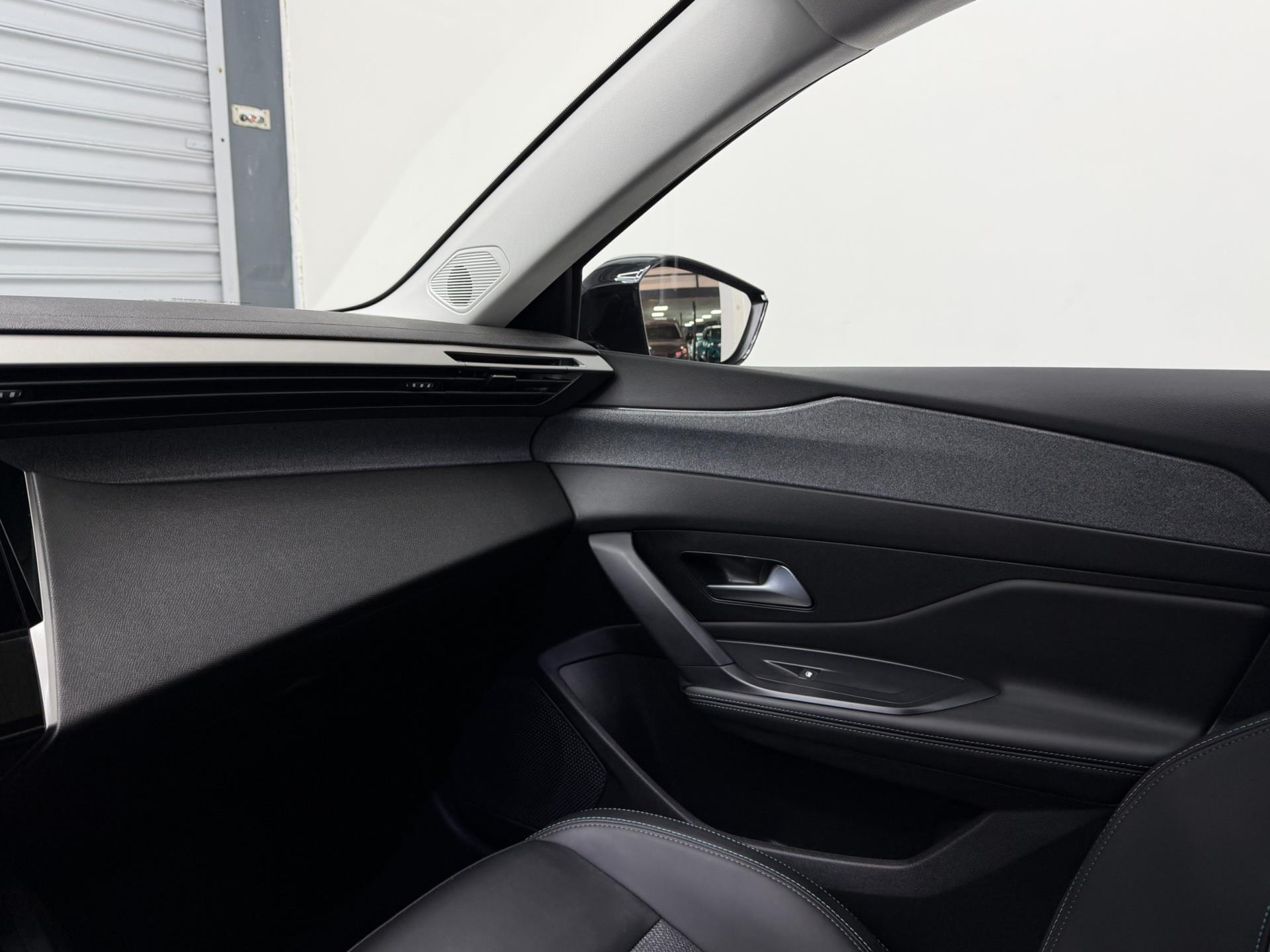 Peugeot 408 1.6 Plug-In HYbrid Allure 225PK - (360) Camera - Dodehoek - Clima - ACC 48486318-10.jpg | PD Occasions