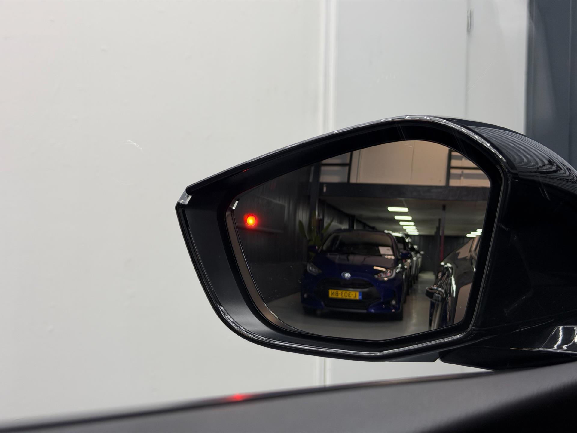 Peugeot 408 1.6 Plug-In HYbrid Allure 225PK - (360) Camera - Dodehoek - Clima - ACC 48486318-32.jpg | PD Occasions