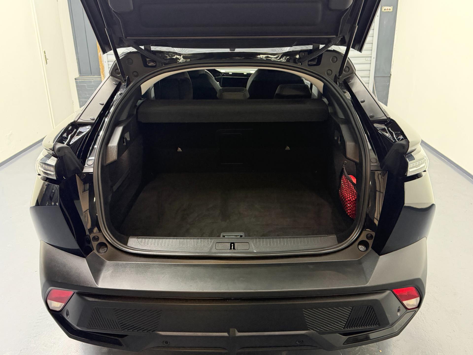 Peugeot 408 1.6 Plug-In HYbrid Allure 225PK - (360) Camera - Dodehoek - Clima - ACC 48486318-4.jpg | PD Occasions