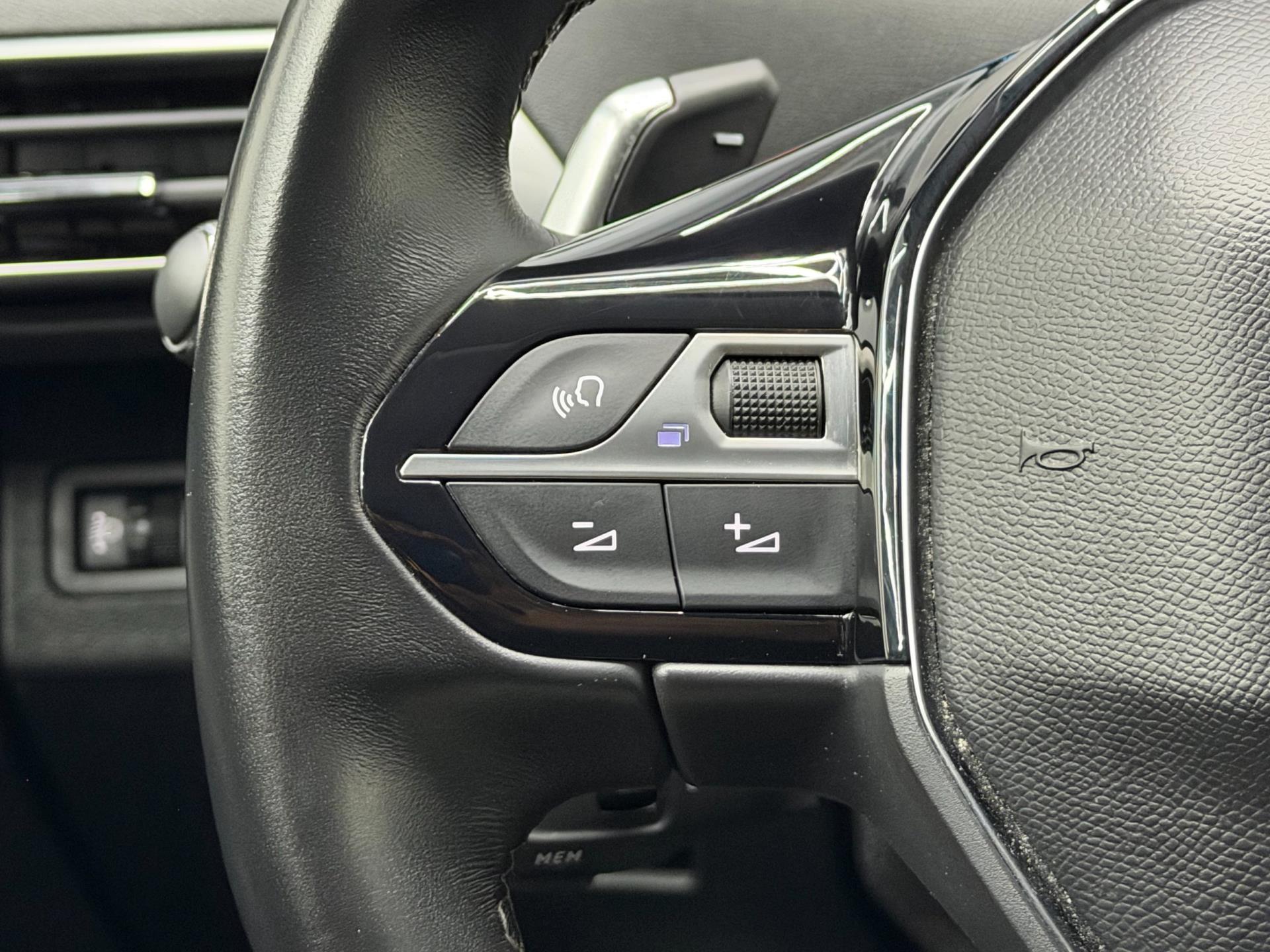 Peugeot 3008 1.6 Plug-In HYbrid 225PK Allure Pack Business - Trekhaak - Camera - Stoelverw. 48557087-17.jpg | PD Occasions