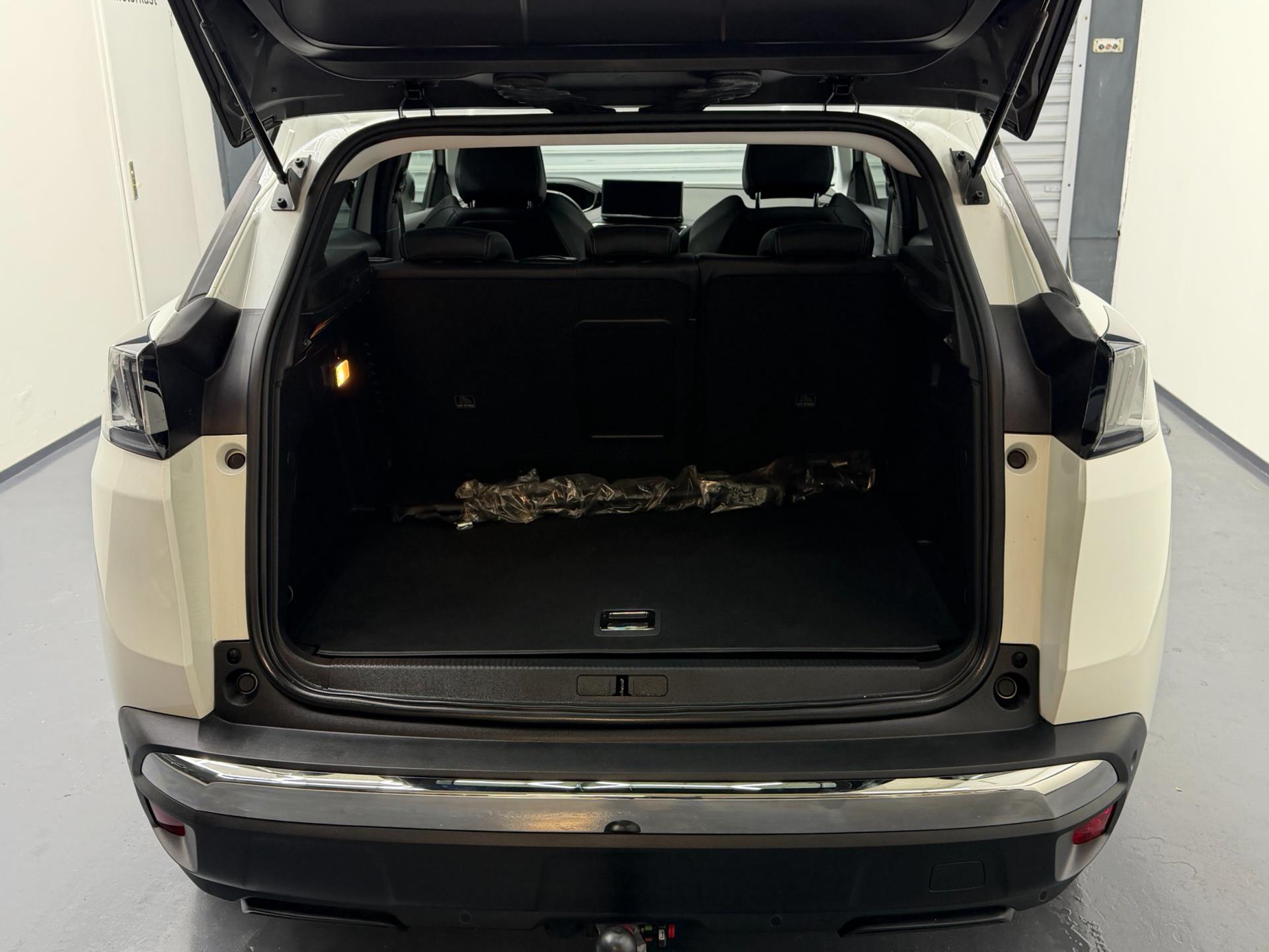 Peugeot 3008 1.6 Plug-In HYbrid 225PK Allure Pack Business - Trekhaak - Camera - Stoelverw. 48557087-4.jpg | PD Occasions