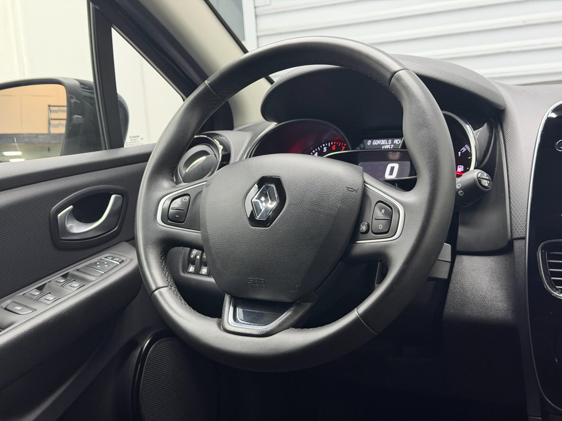 Renault Clio 0.9 TCe Limited - Dealer Onderh. - LM Velgen - Airco - Parkeersensoren 48564064-15.jpg | PD Occasions