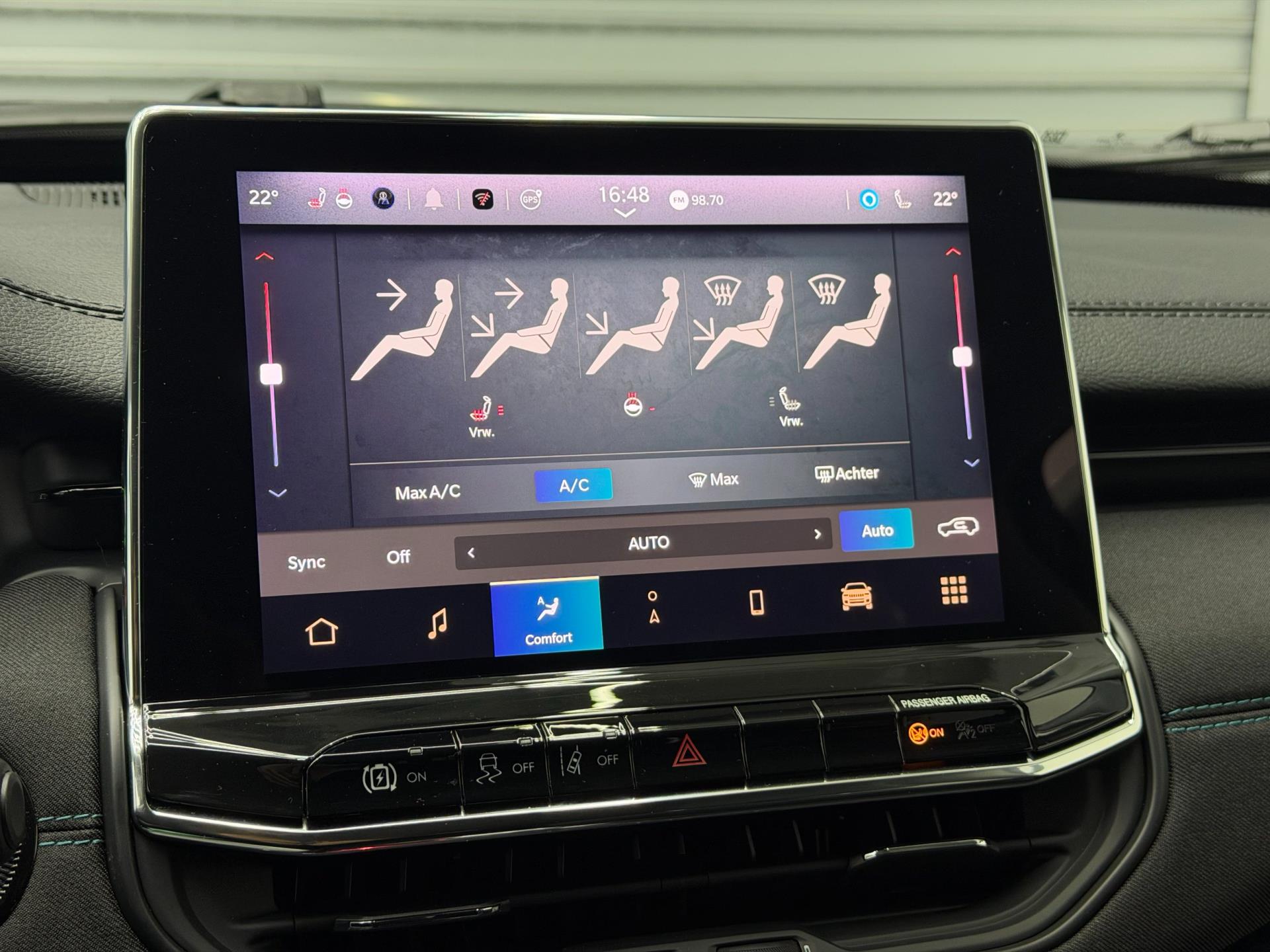 Jeep Compass 4xe 240 Plug-in Hybrid Electric Upland - Camera - Clima - Winter pakket - ACC 48649219-25.jpg | PD Occasions