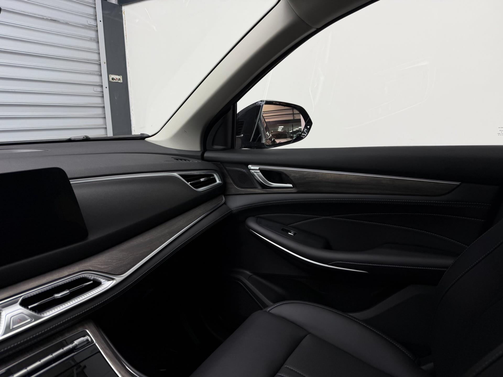 DFSK E5 PHEV 1.5 Plug-In 288PK - (360) Camera - 7 pers. - Leer - Keyless 48724672-11.jpg | PD Occasions