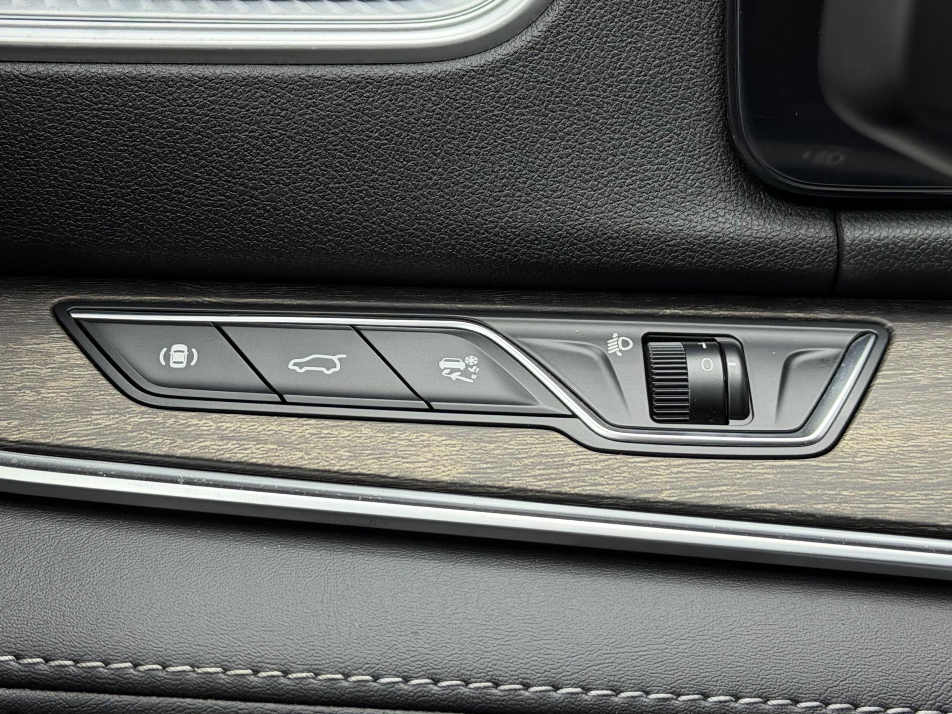 DFSK E5 PHEV 1.5 Plug-In 288PK - (360) Camera - 7 pers. - Leer - Keyless 48724672-41.jpg | PD Occasions