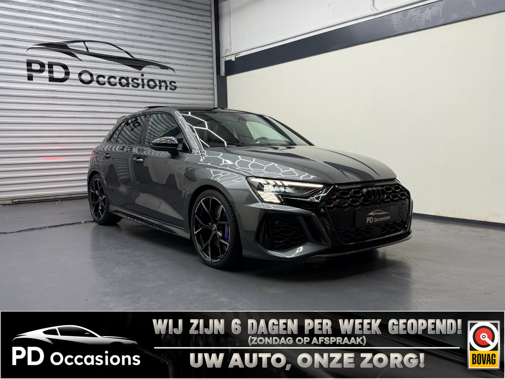 Audi RS3 A3 Sportback 2.5 TFSI quattro - Keramisch - Pano - HUD - Carbon - RS Stoelen kopen in Dordrecht